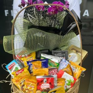 Café da Manhã com Orquídea e Ferrero