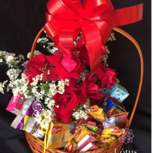 Cesta de Café com Rosas