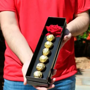 Caixa com Rosa e Ferrero